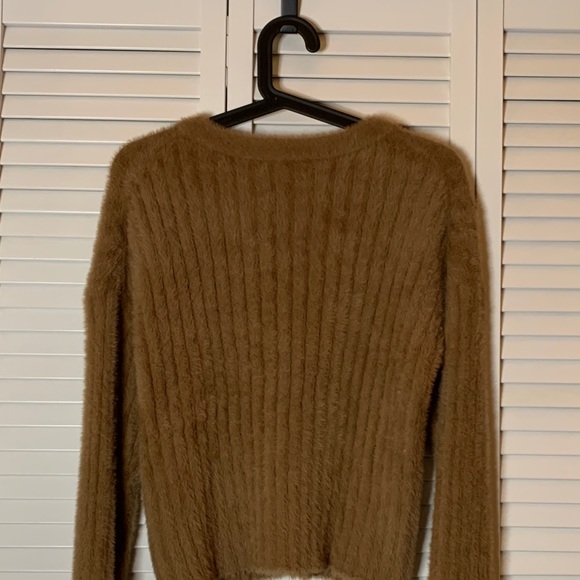 Aritzia Babaton Ulmann Sweater - Picture 3 of 3